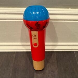 NWOT Hape Red & Blue Toddler Boy Girl Kids Musical Instrument Microphone Toy